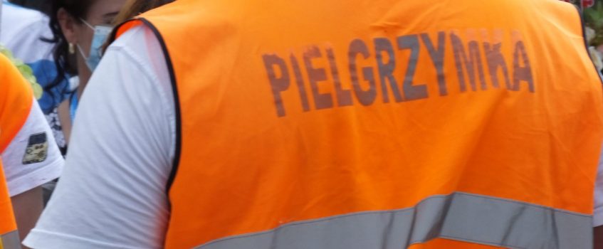 DZIEŃ 1: Pielgrzymi w obiektywie