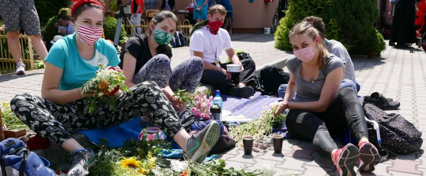 MEDYTACJA: Pielgrzymuję, aby widzieć w Eucharystii Jezusa prawdziwego Baranka złożonego w ofierze