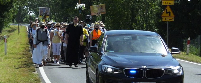 MEDYTACJA: Pielgrzymuję, aby odnajdywać w Eucharystii kapłaństwo służebne