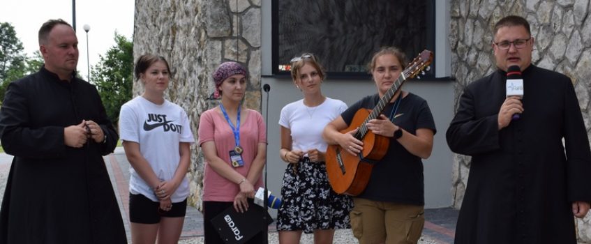 KORONKA DO BOŻEGO MIŁOSIERDZIA: Modlitwa z grupą św. Urszuli