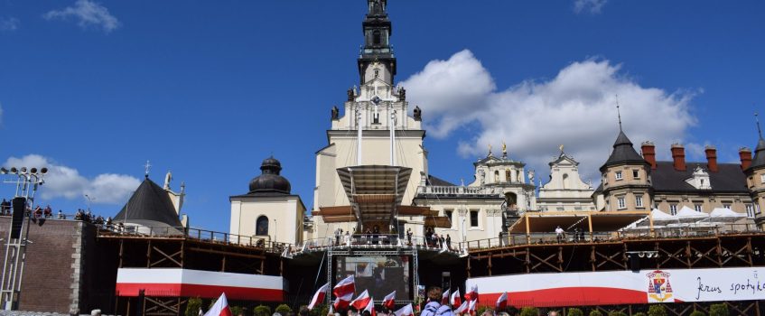 Doszliśmy do naszej Matki i Królowej.