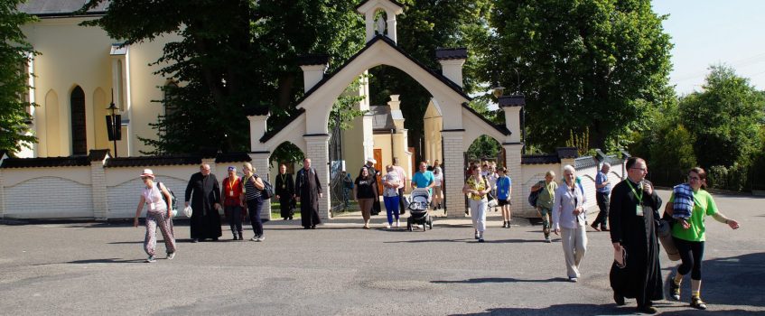 Msza Święta i śniadanie w Jodłówce