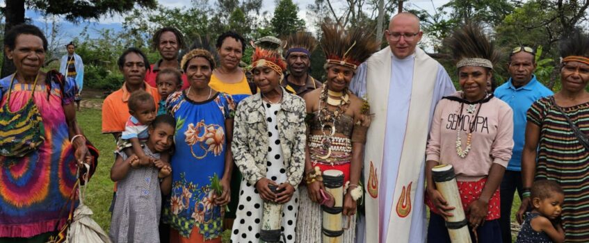 Od Andów po Góry Bismarcka – Misyjna Droga ks. Łukasza Hołuba
